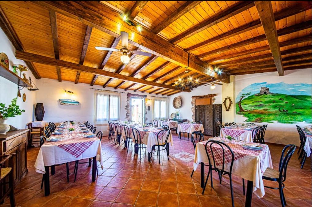 La Tankitta Turismo Rurale Guest House Стинтино Екстериор снимка